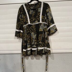 Chic Black and Gold Paisley Women's Blouse